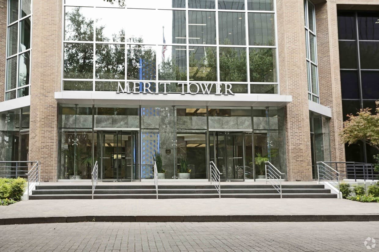 Merit Tower, location of the Williamson Family Law Dallas office